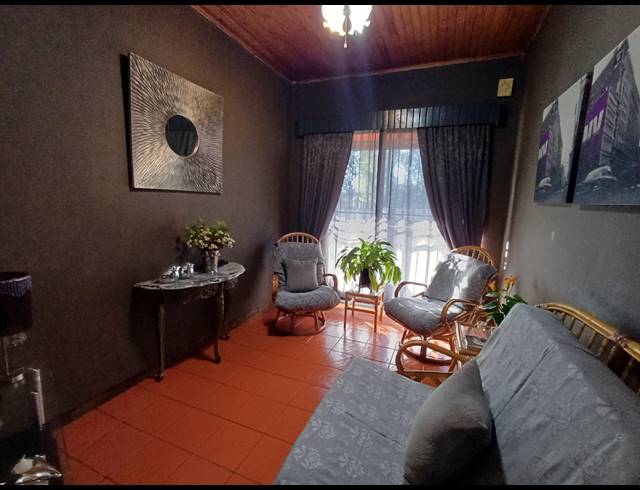 3 BEDROOM HOUSE FOR SALE IN VANDERBIJLPARK SE 6